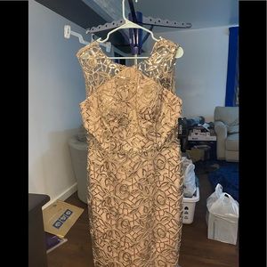 Beautiful women’s cocktail dress brand new